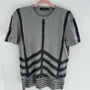 Louis Vuitton Gray and Black Geometric Tee